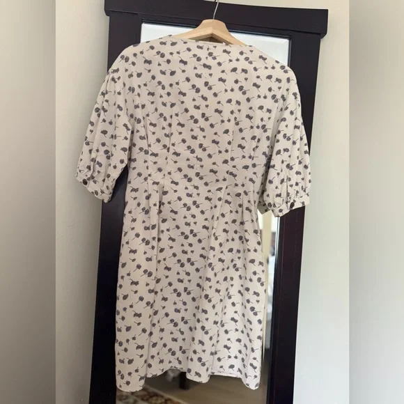 MOUSSY Linen-Cotton Button Up Dress with Floral Design (US 2) - Picture 3 of 5